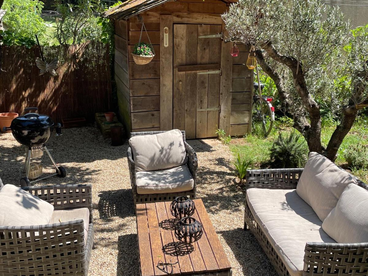 Jolie Annexe Du Mas Dans Le Coeur De La Garrigue Nimoise Villa Nîmes Buitenkant foto
