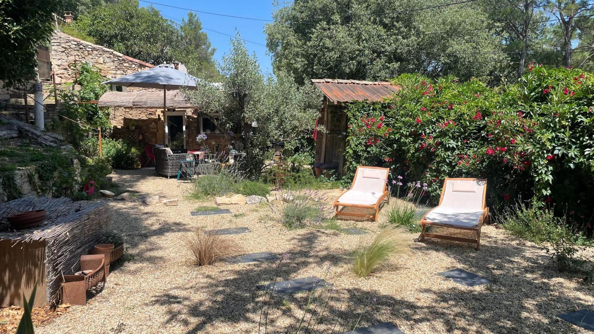 Jolie Annexe Du Mas Dans Le Coeur De La Garrigue Nimoise Villa Nîmes Buitenkant foto