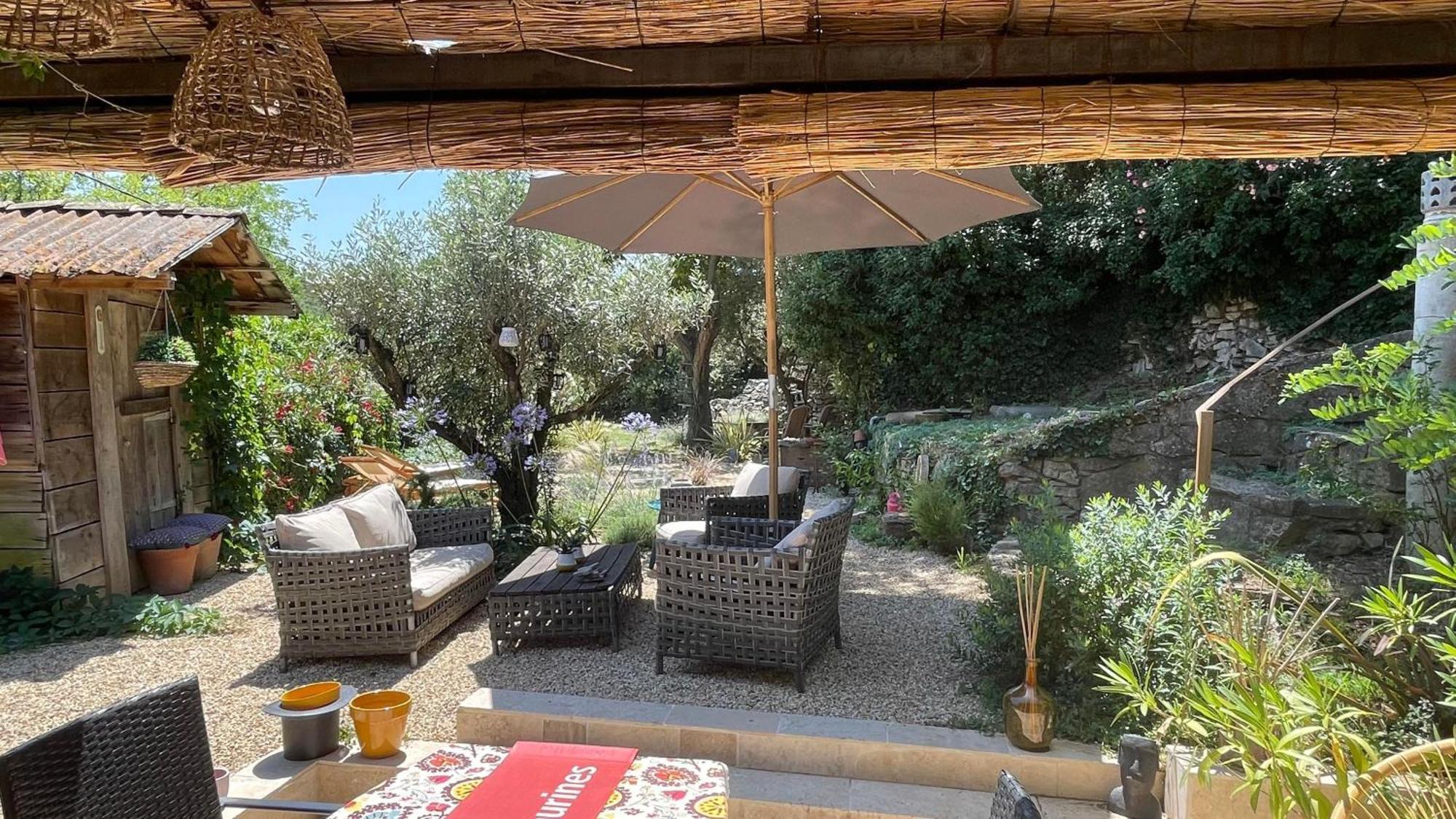 Jolie Annexe Du Mas Dans Le Coeur De La Garrigue Nimoise Villa Nîmes Buitenkant foto